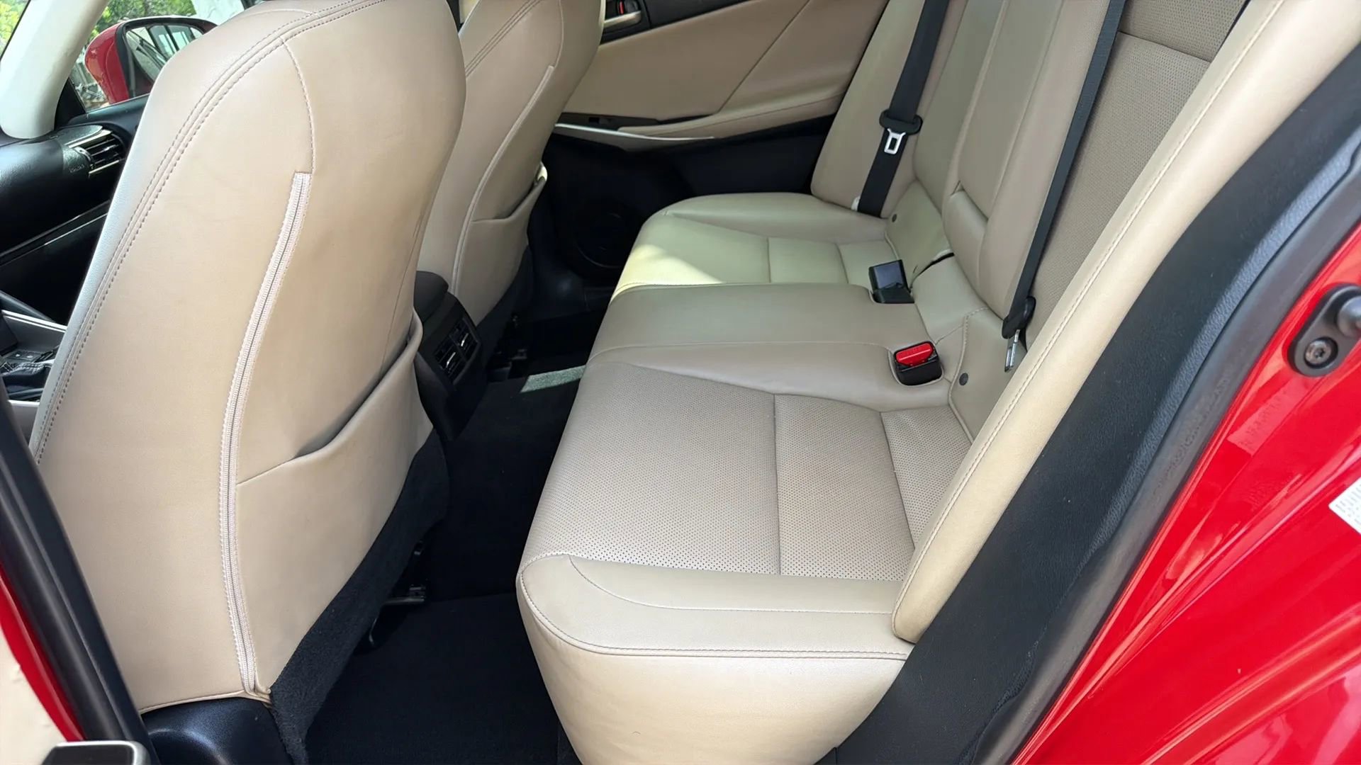 Used 2017 Lexus IS 200t w/ Navigation System Package RWD image 10