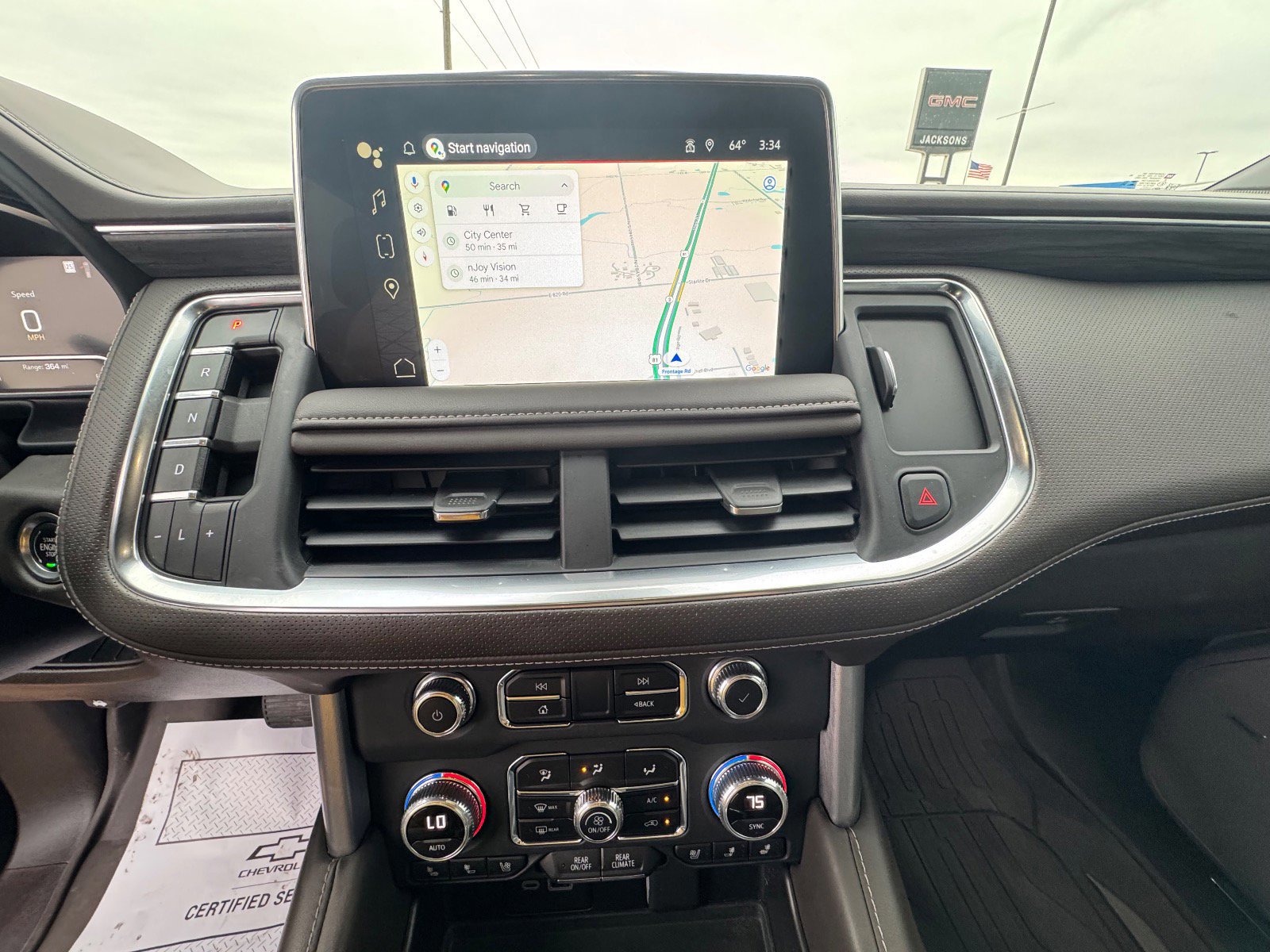 Used 2023 GMC Yukon XL SLT w/ SLT Luxury Package image 23