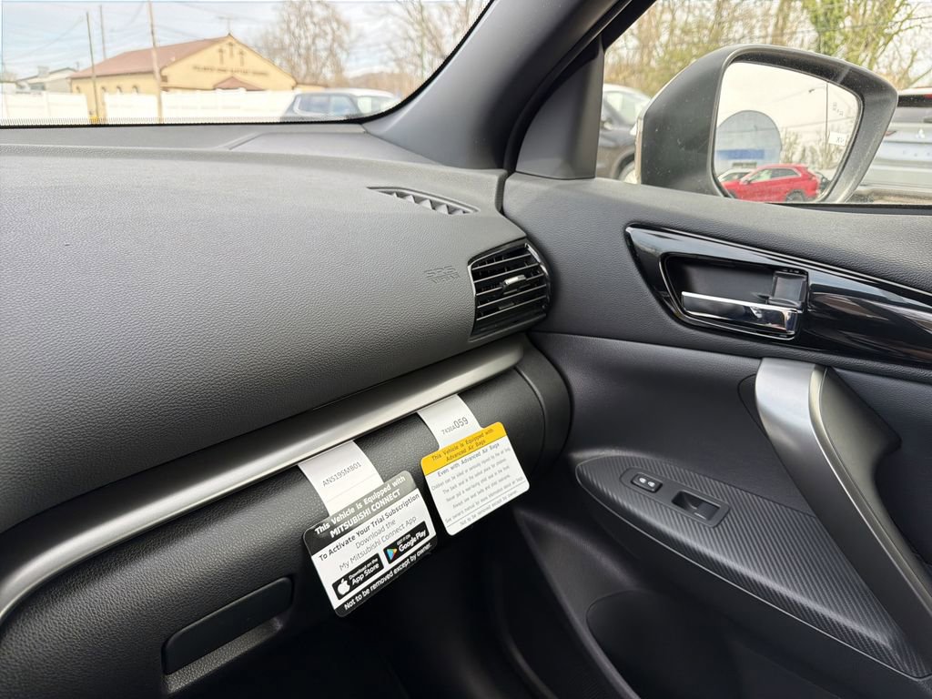 New 2026 Mitsubishi Eclipse Cross Black Edition image 25