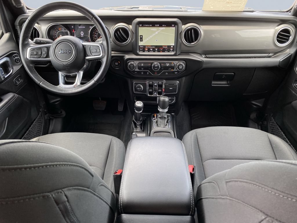 Used 2022 Jeep Wrangler Unlimited Sahara AWD/4WD image 11