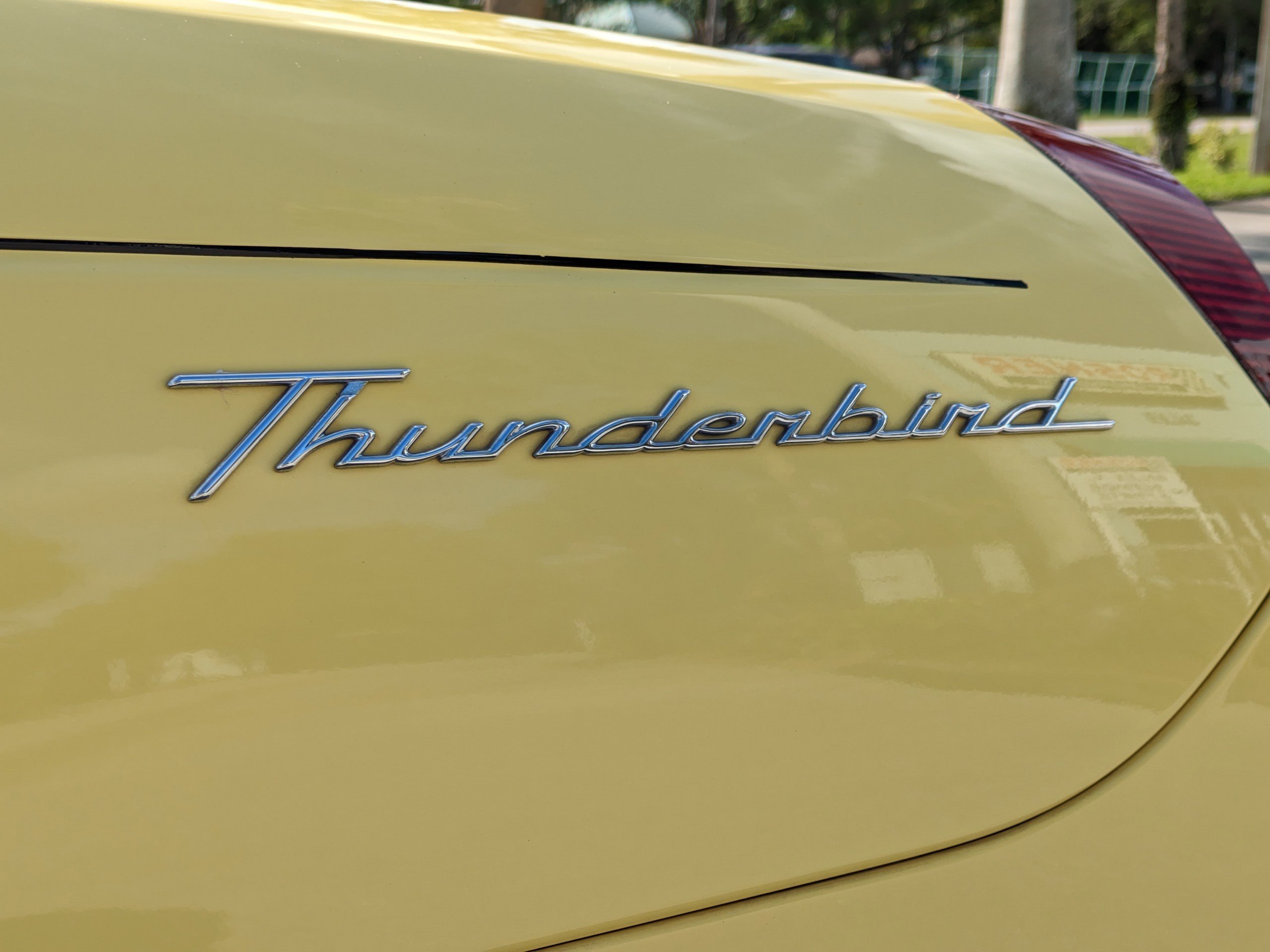 Used 2002 Ford Thunderbird RWD image 12