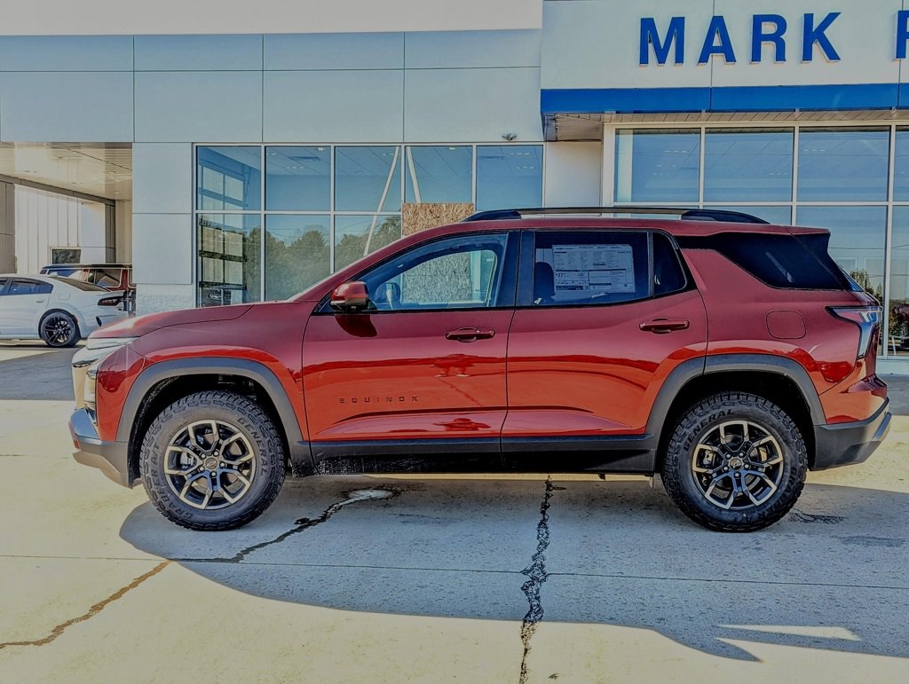 New 2026 Chevrolet Equinox ACTIV w/ Convenience Package III image 9