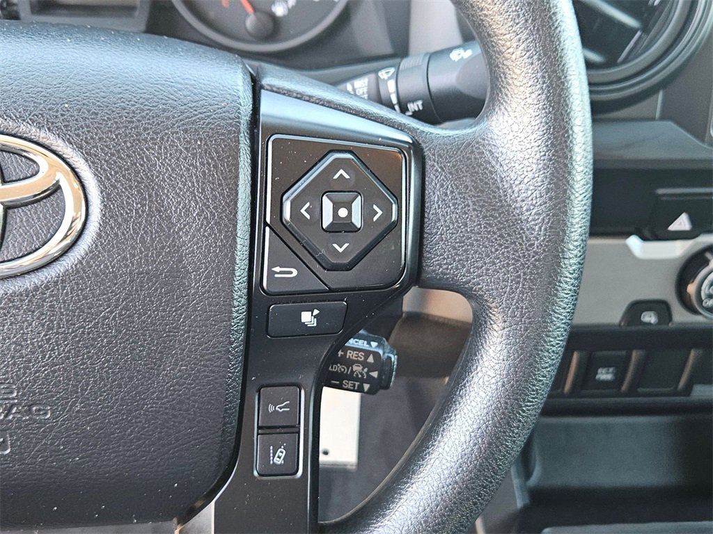 Used 2022 Toyota Tacoma SR image 18