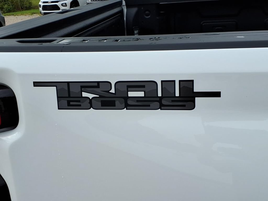 New 2026 Chevrolet Silverado 2500 LT w/ Trail Boss Package AWD/4WD image 12