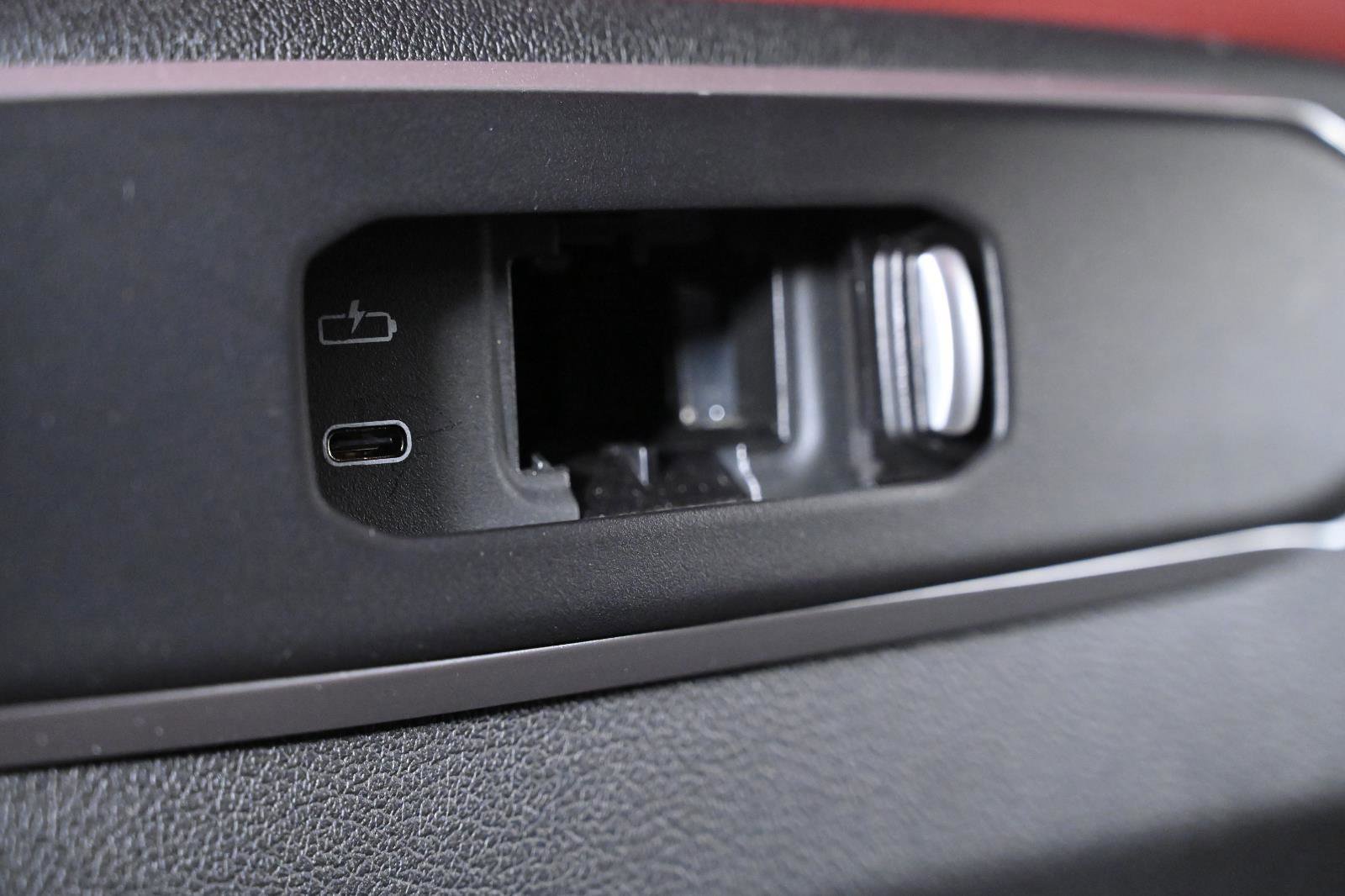 Used 2024 BMW X6 M60i image 36