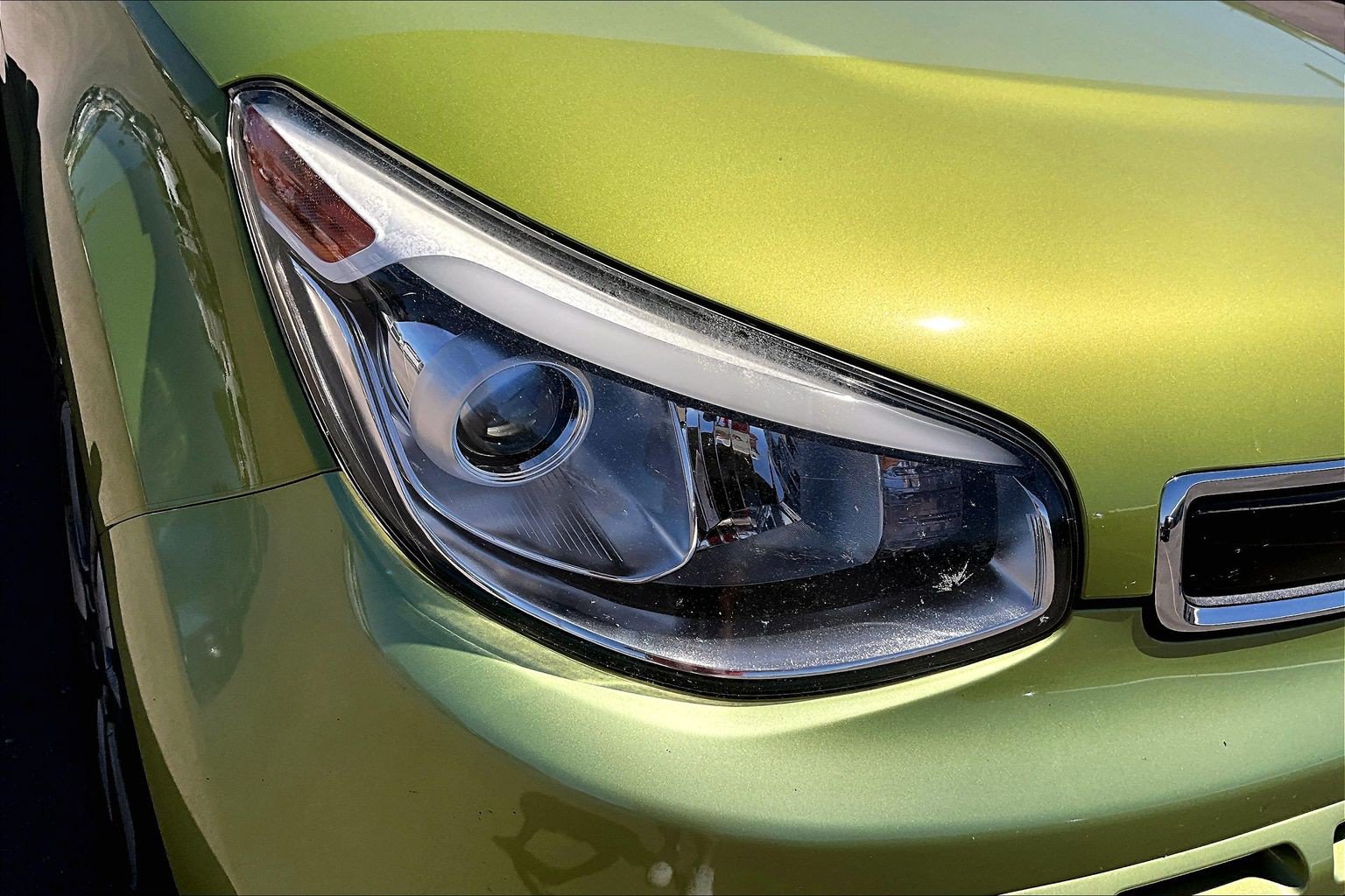 Used 2015 Kia Soul ! FWD image 25