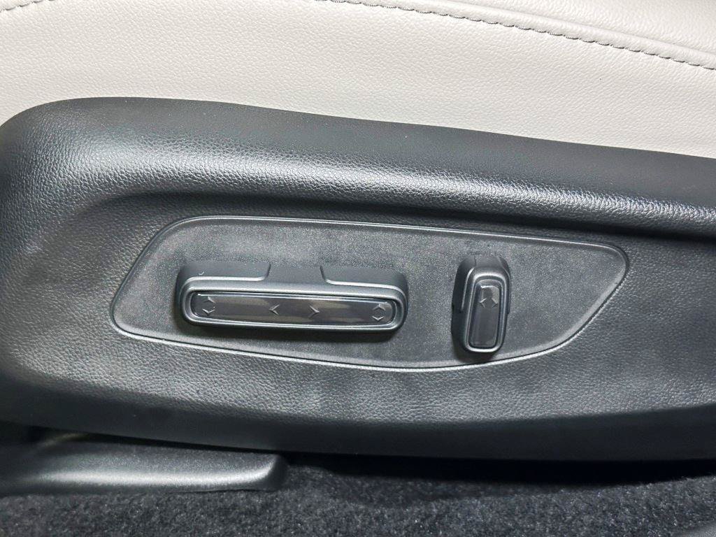 New 2027 Honda HR-V EX-L image 14