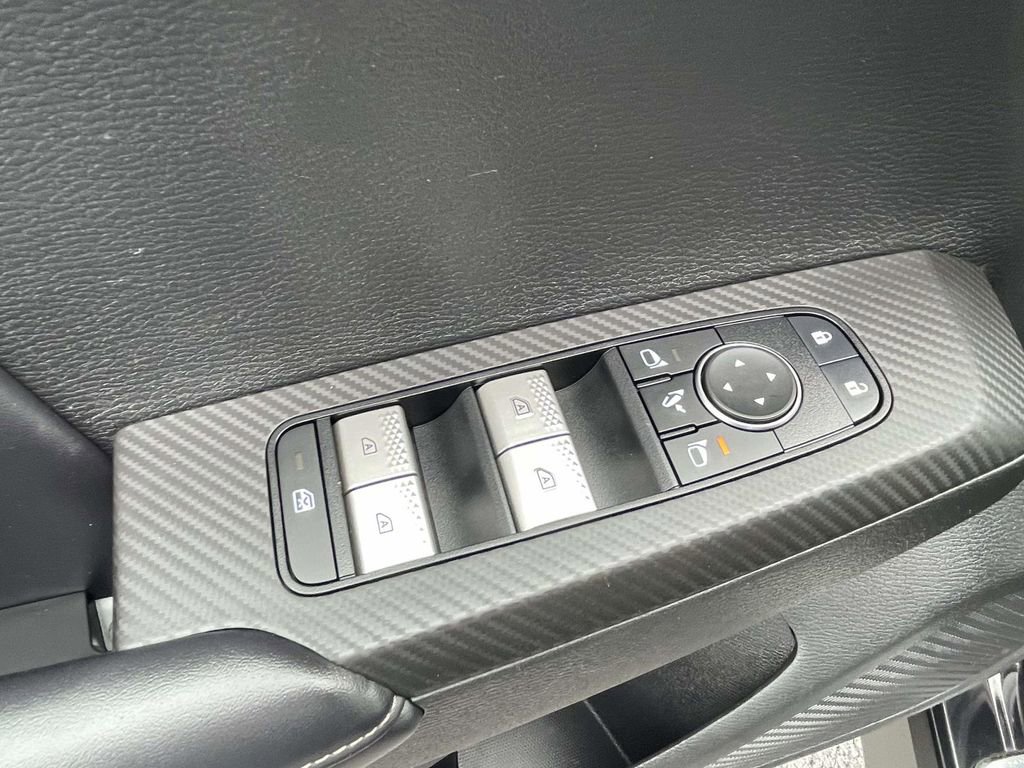 Used 2024 Mitsubishi Outlander SEL image 17