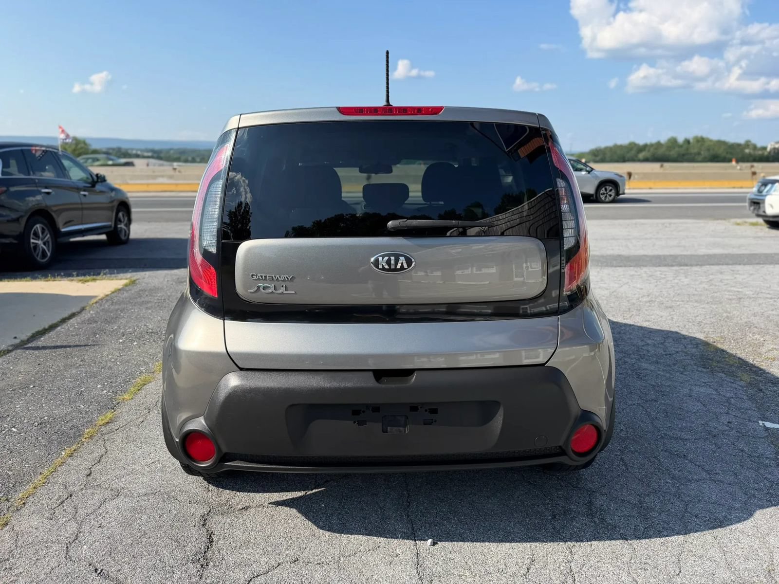 Used 2014 Kia Soul FWD image 4