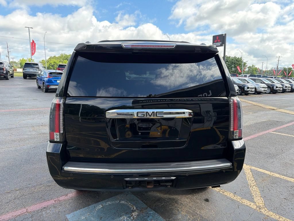 Used 2015 GMC Yukon XL Denali w/ Touring Package AWD/4WD image 7