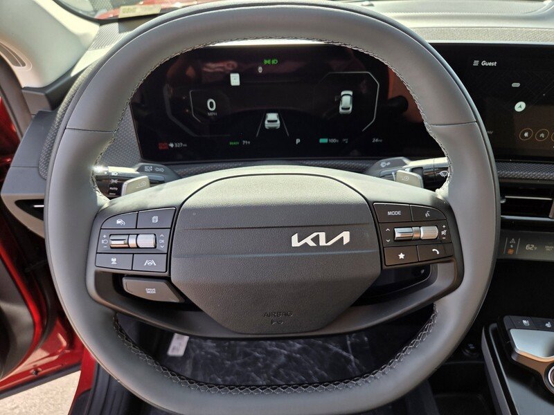 New 2025 Kia EV6 Wind RWD image 10