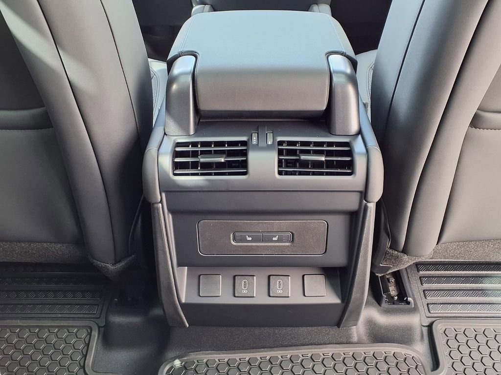 New 2026 Land Rover Defender 110 S AWD/4WD image 25