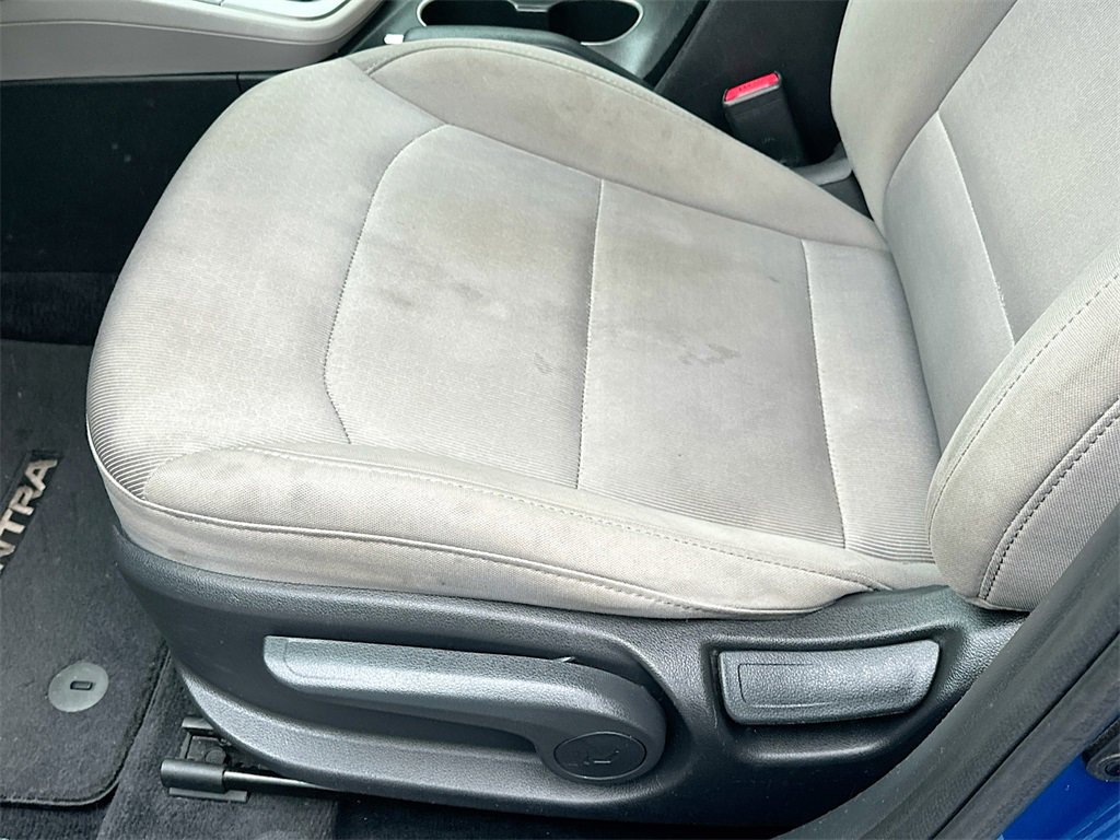 Used 2018 Hyundai Elantra SEL image 9