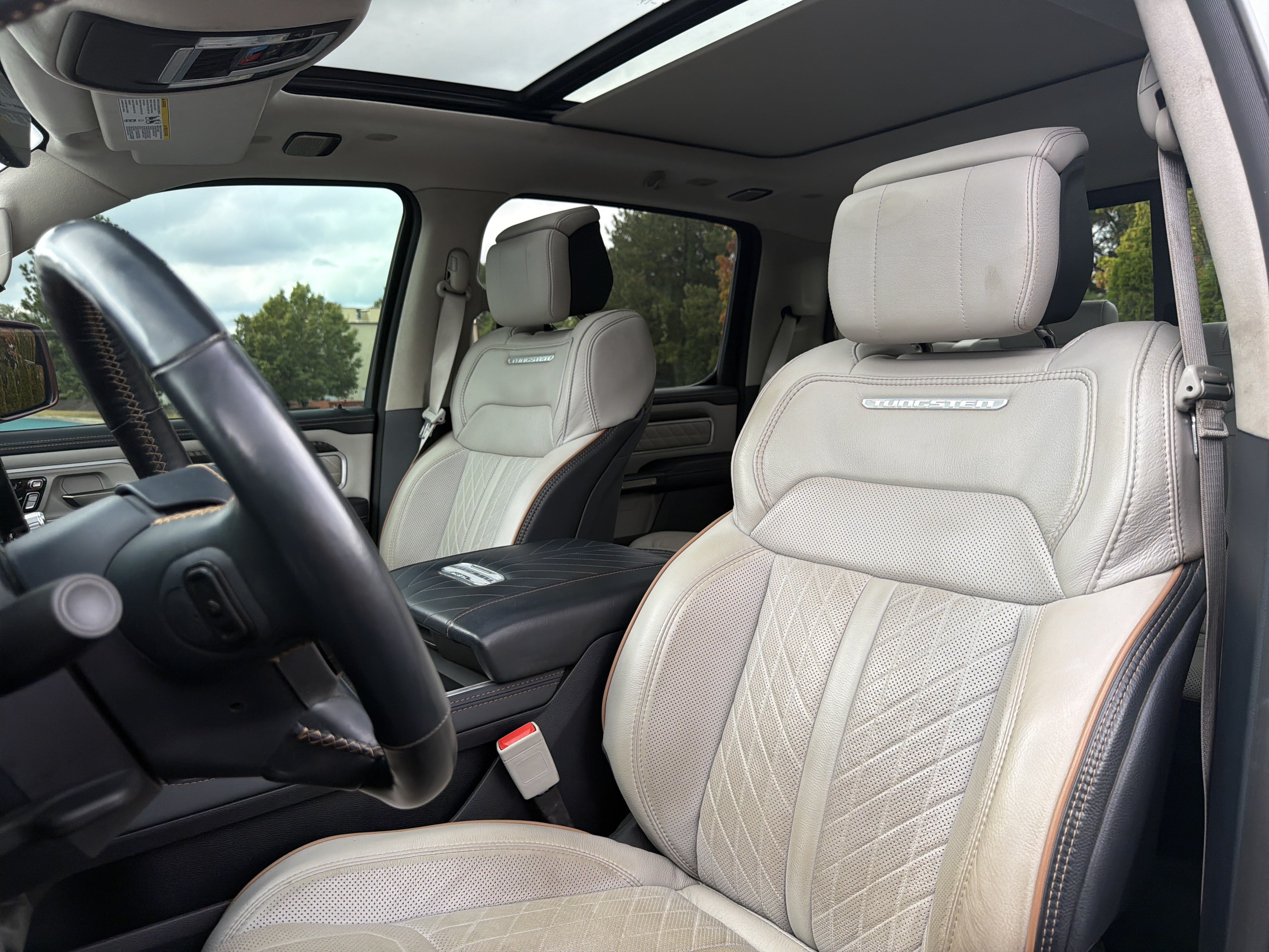 Used 2025 RAM 1500 Tungsten w/ Bed Utility Group AWD/4WD image 8