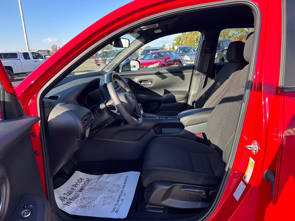 Certified 2024 Honda HR-V Sport image 31