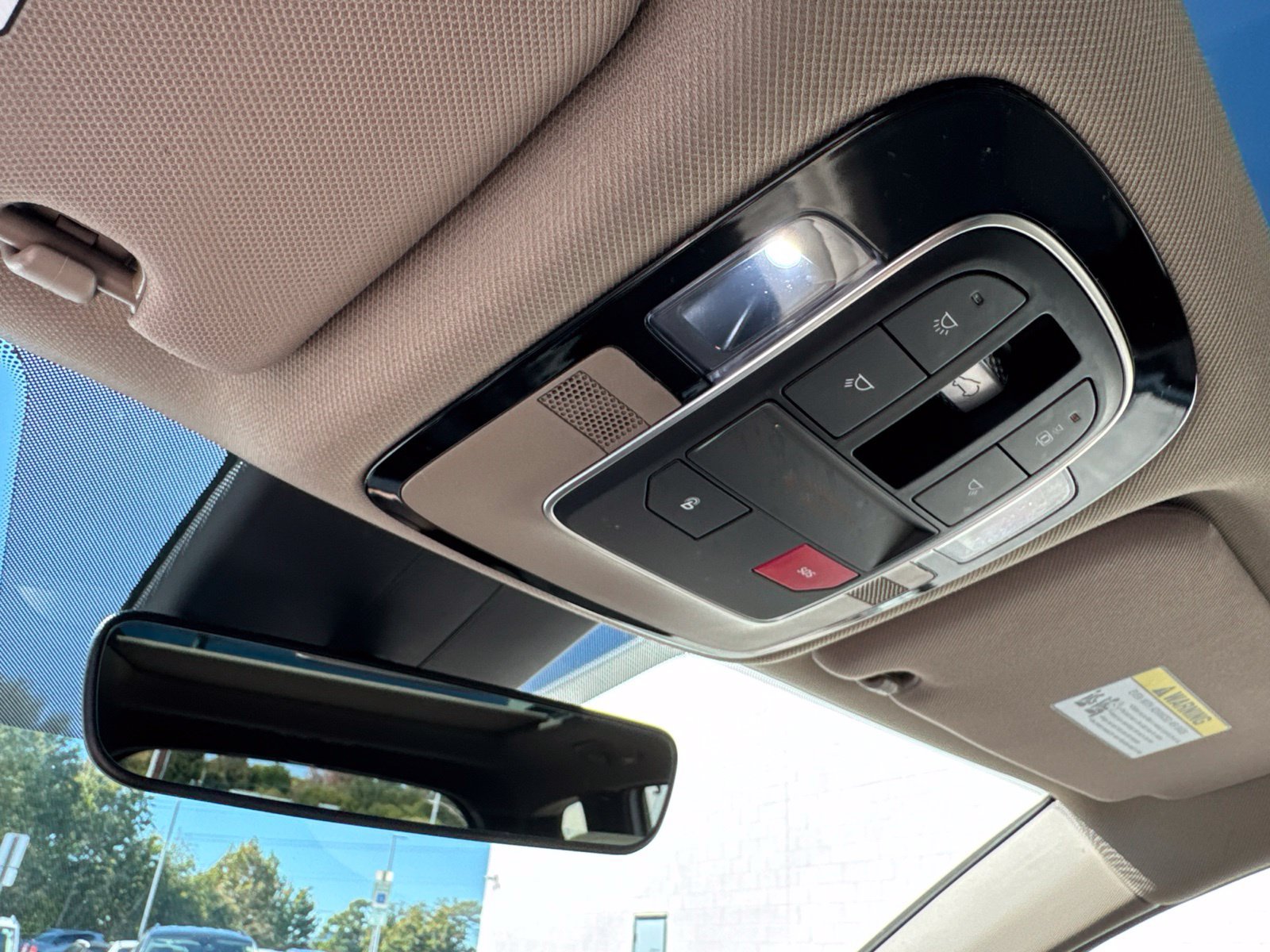 Used 2023 Hyundai Santa Fe SEL w/ Premium Package FWD image 29
