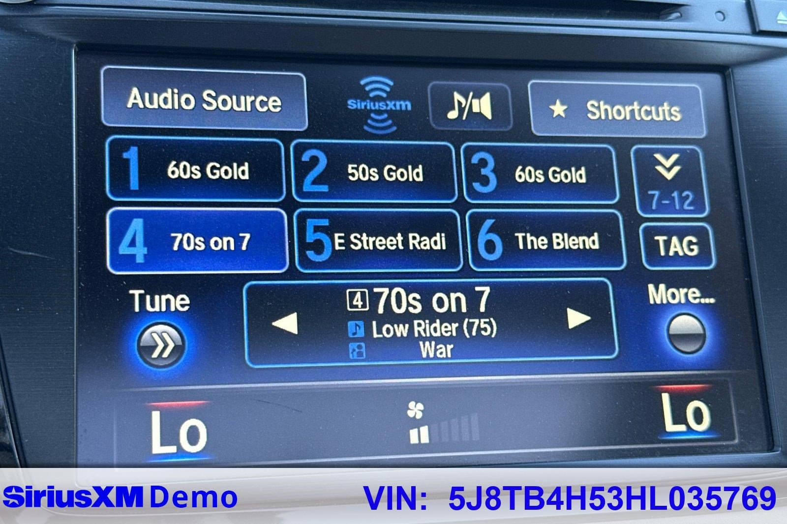 Used 2017 Acura RDX AWD w/ Technology Package image 40