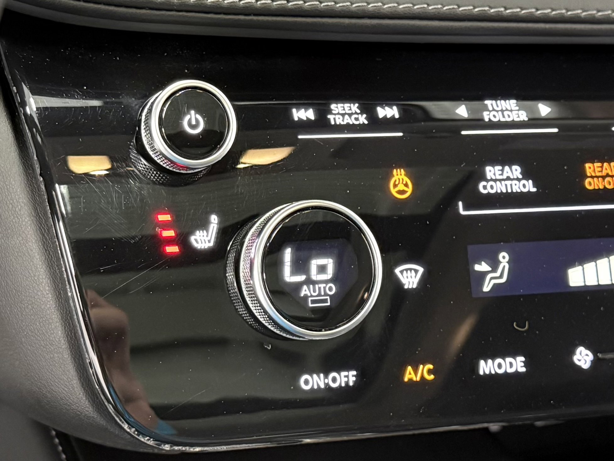 Used 2024 INFINITI QX60 Luxe image 27