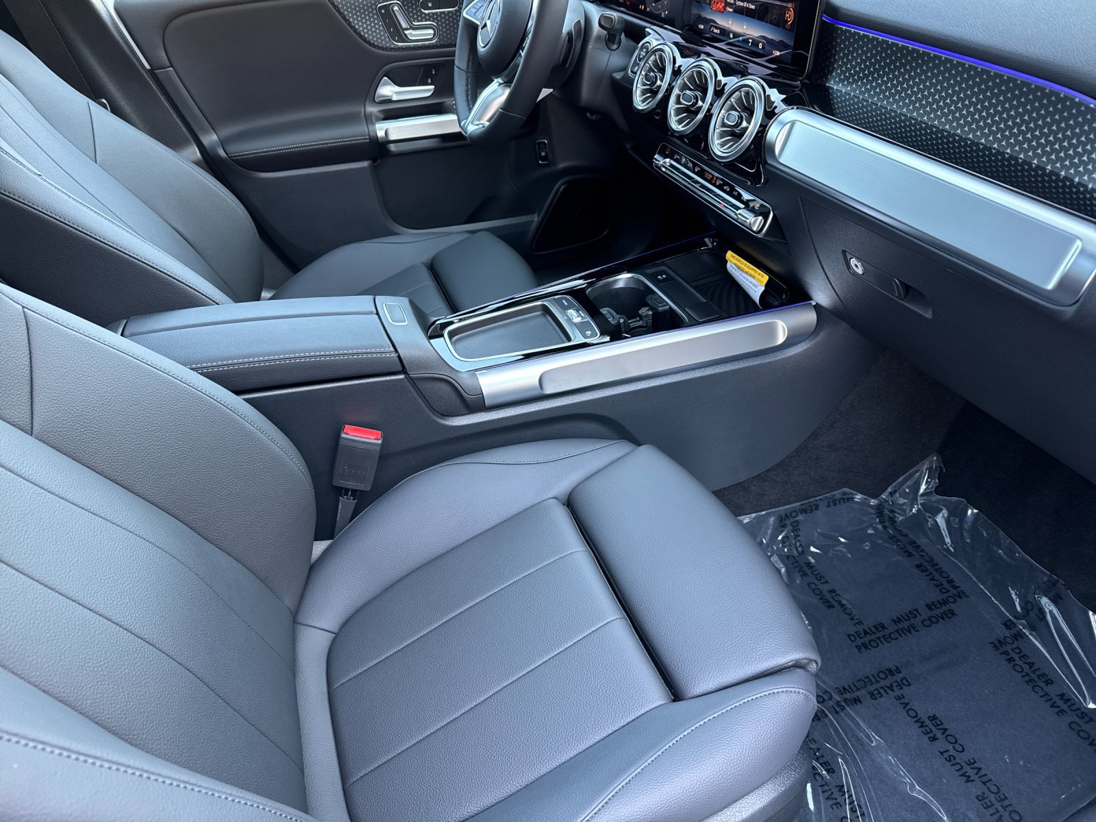 New 2026 Mercedes-Benz GLB 250 4MATIC image 15