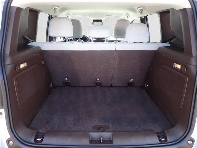 Used 2015 Jeep Renegade Latitude AWD/4WD image 8
