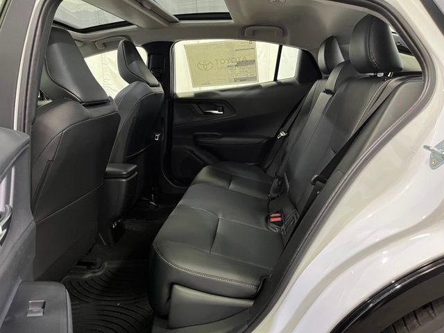 New 2026 Toyota Prius Plug-In Hybrid FWD image 10