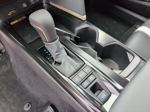 Used 2026 Toyota Camry SE w/ Convenience Package FWD image 19