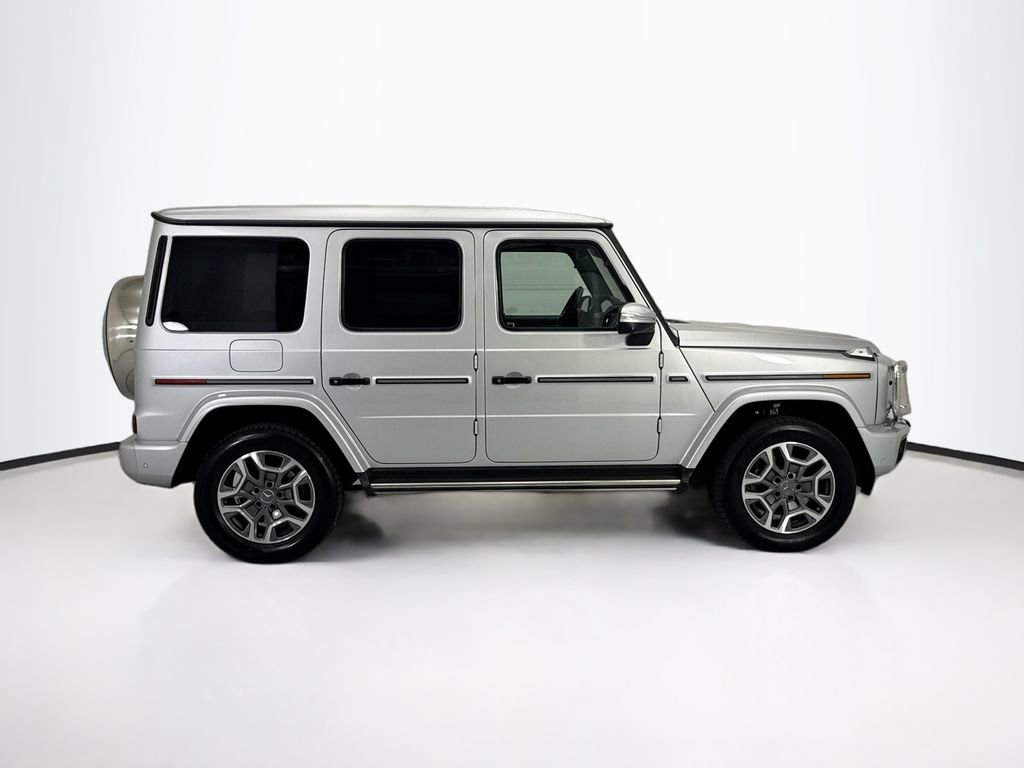 Used 2025 Mercedes-Benz G 550 image 4