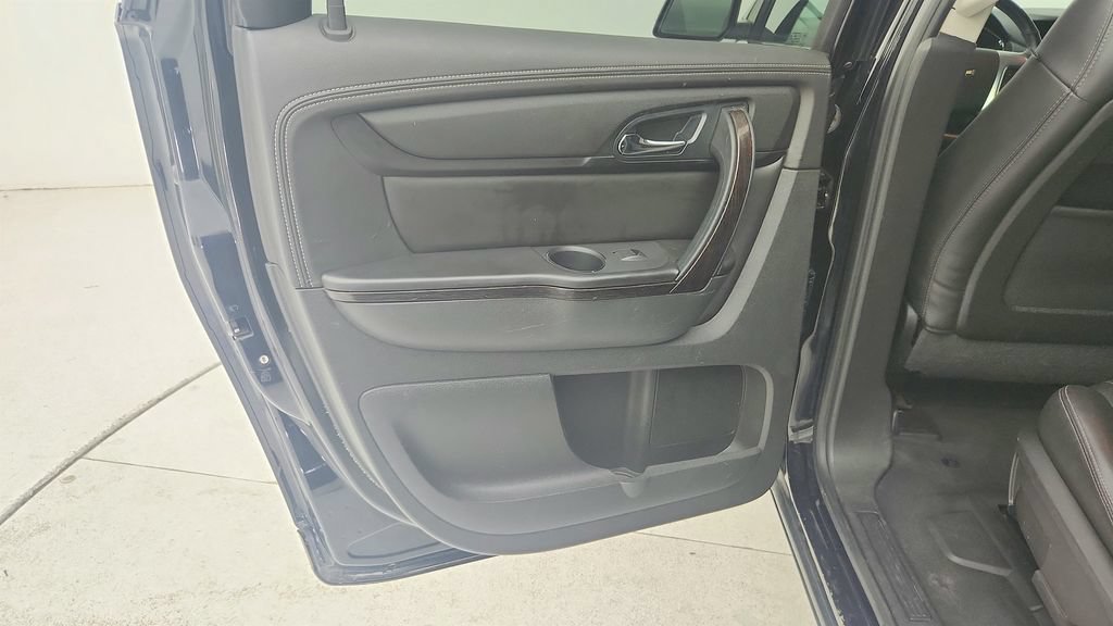 Used 2017 Chevrolet Traverse Premier FWD image 52