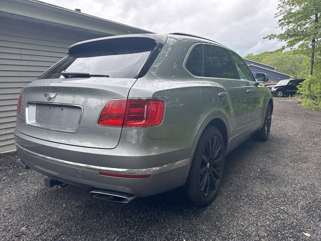 Used 2018 Bentley Bentayga Activity image 6