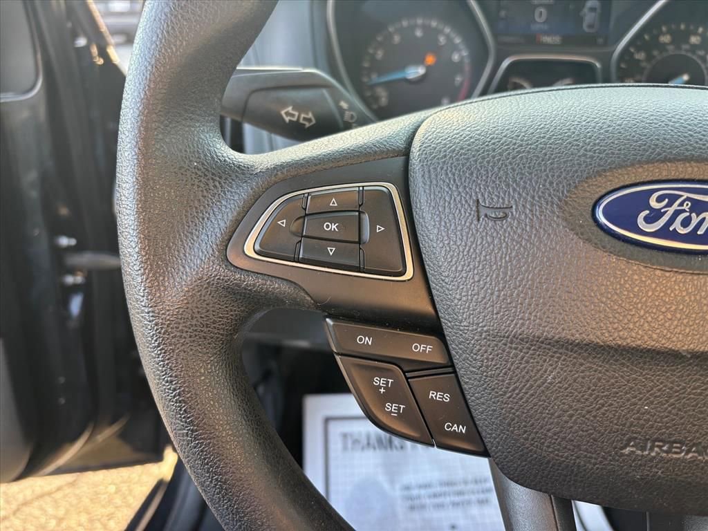 Used 2017 Ford Focus SEL image 17