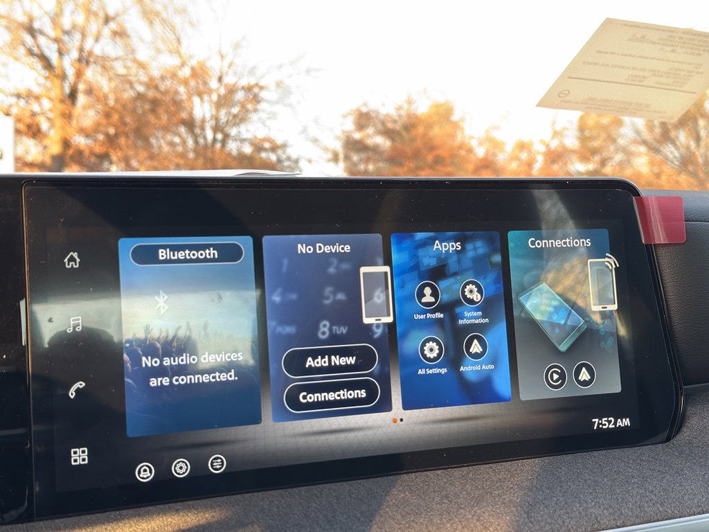 New 2026 Nissan Kicks S image 23