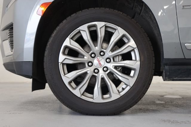 Used 2023 GMC Yukon Denali AWD/4WD image 11