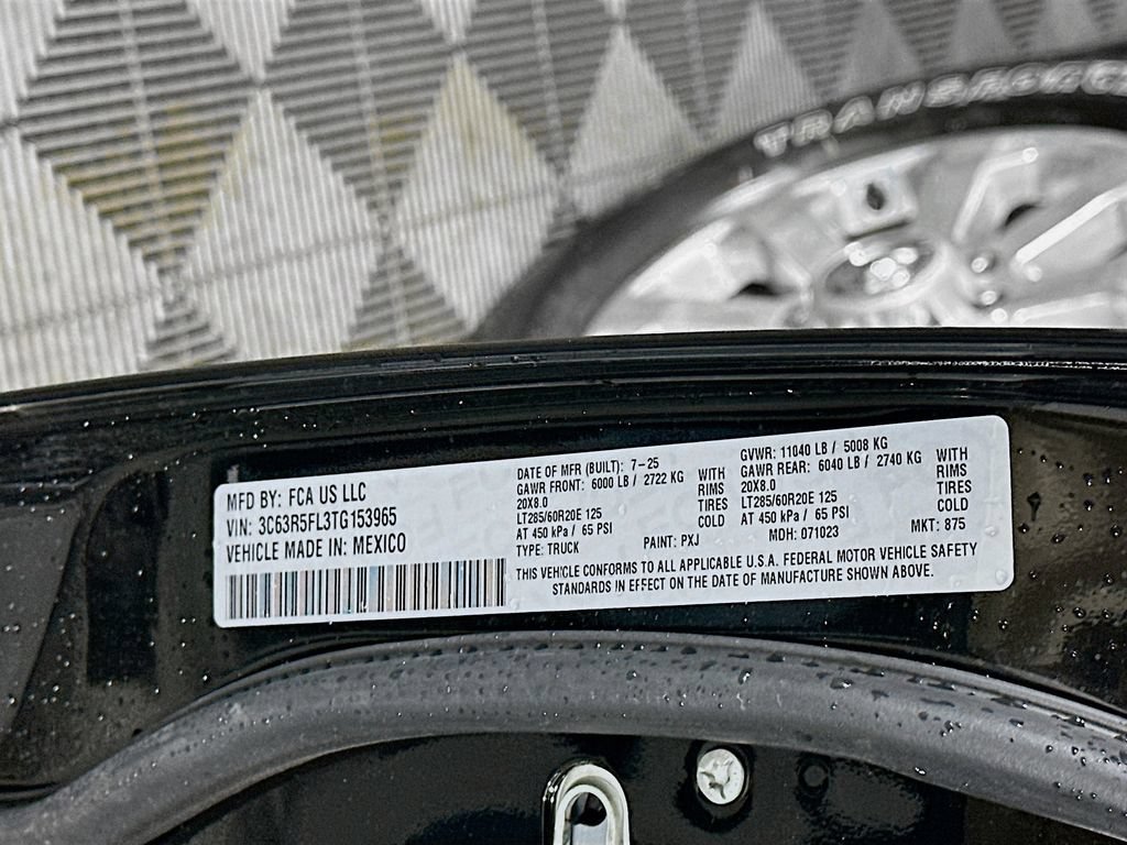 New 2026 RAM 2500 Laramie AWD/4WD image 19