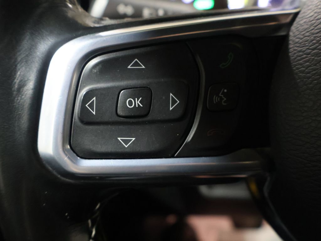 Used 2022 Jeep Wrangler Unlimited Sahara w/ Cold Weather Group image 35