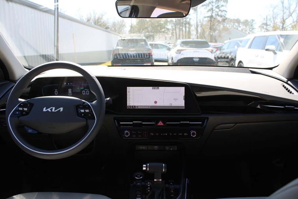New 2026 Kia Niro FWD image 22