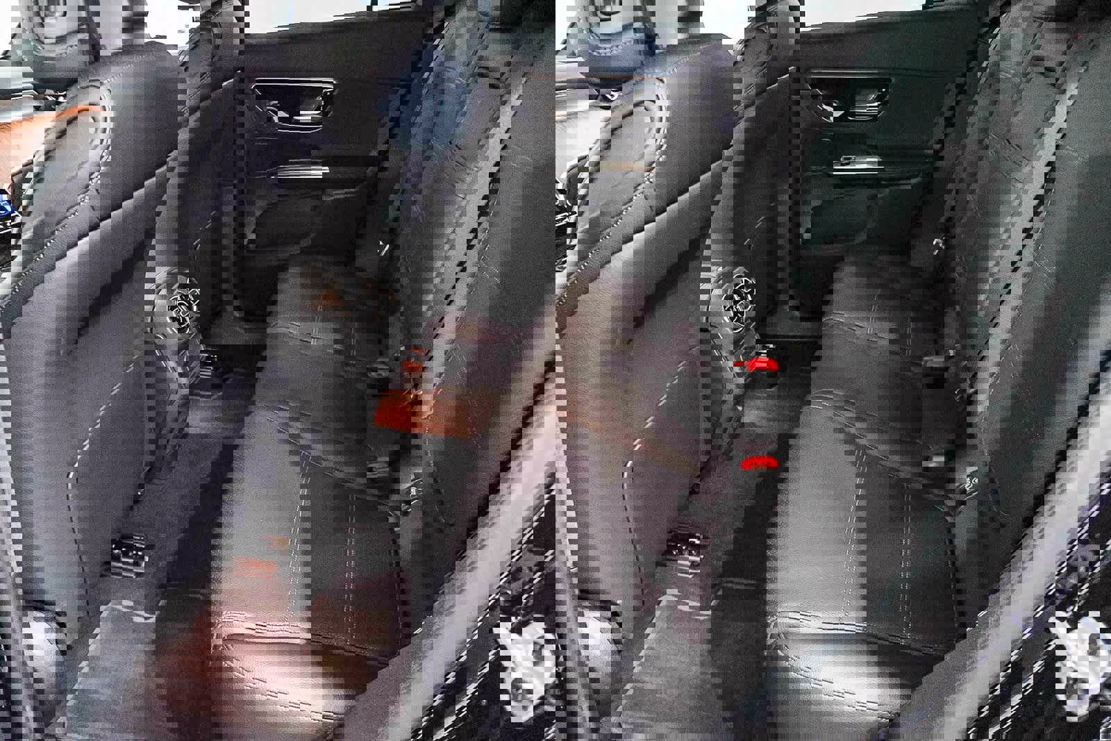 Used 2025 Mercedes-Benz GLC 300 GLC 300 image 20