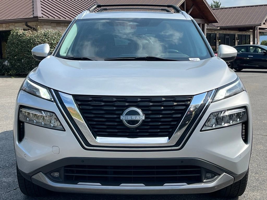 Used 2022 Nissan Rogue SL w/ SL Premium Package image 3