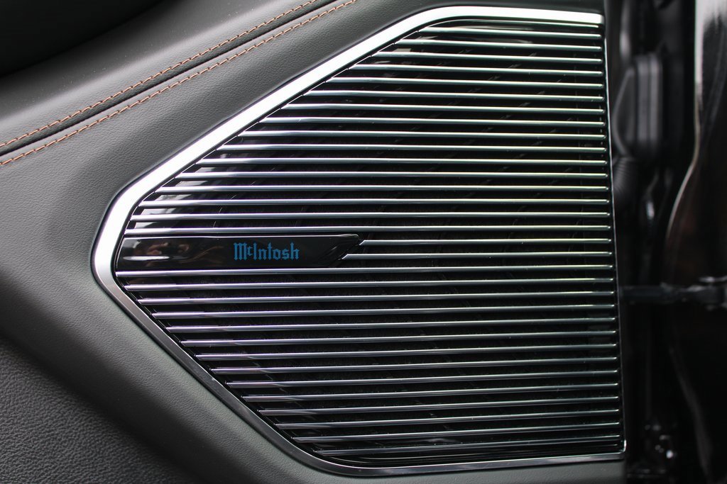 Used 2025 Jeep Grand Cherokee Summit image 14