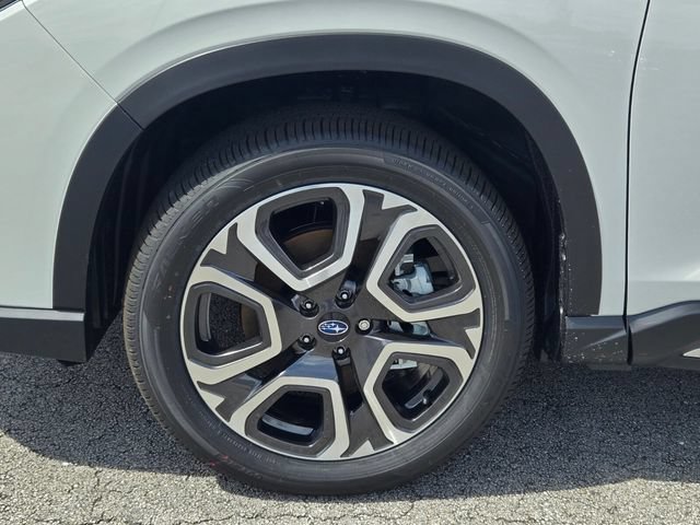 New 2026 Subaru Ascent Limited AWD/4WD image 12