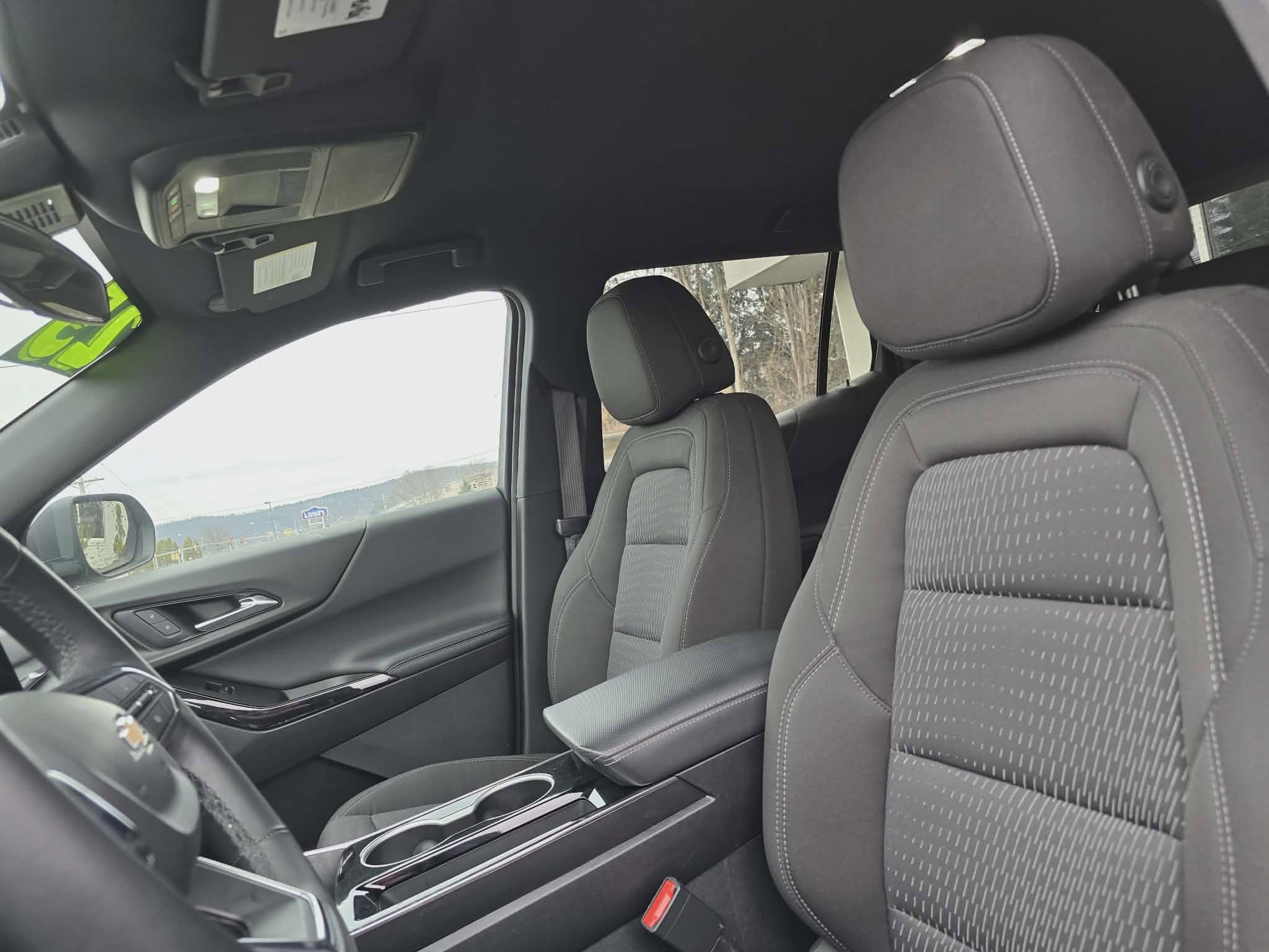 Used 2025 Chevrolet Equinox LT image 12