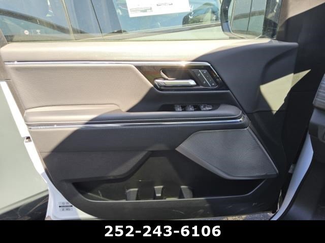 Used 2026 GMC Sierra EV Denali AWD/4WD image 14