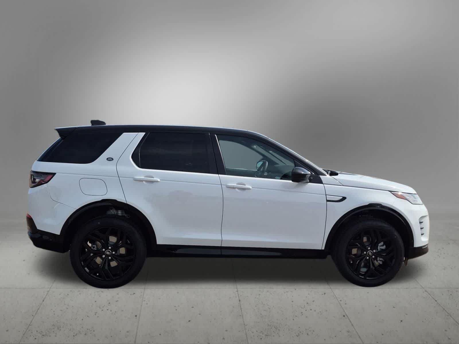 New 2026 Land Rover Discovery Sport Landmark AWD/4WD image 7