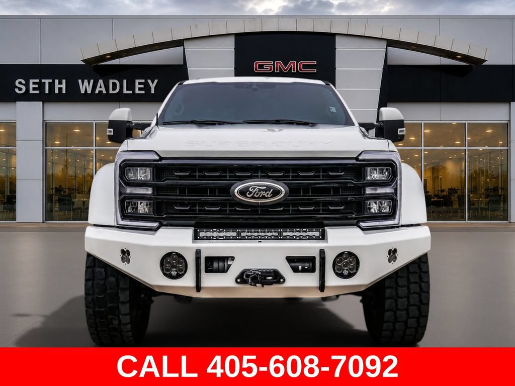 Used 2023 Ford F550 4x4 Crew Cab Super Duty image 2