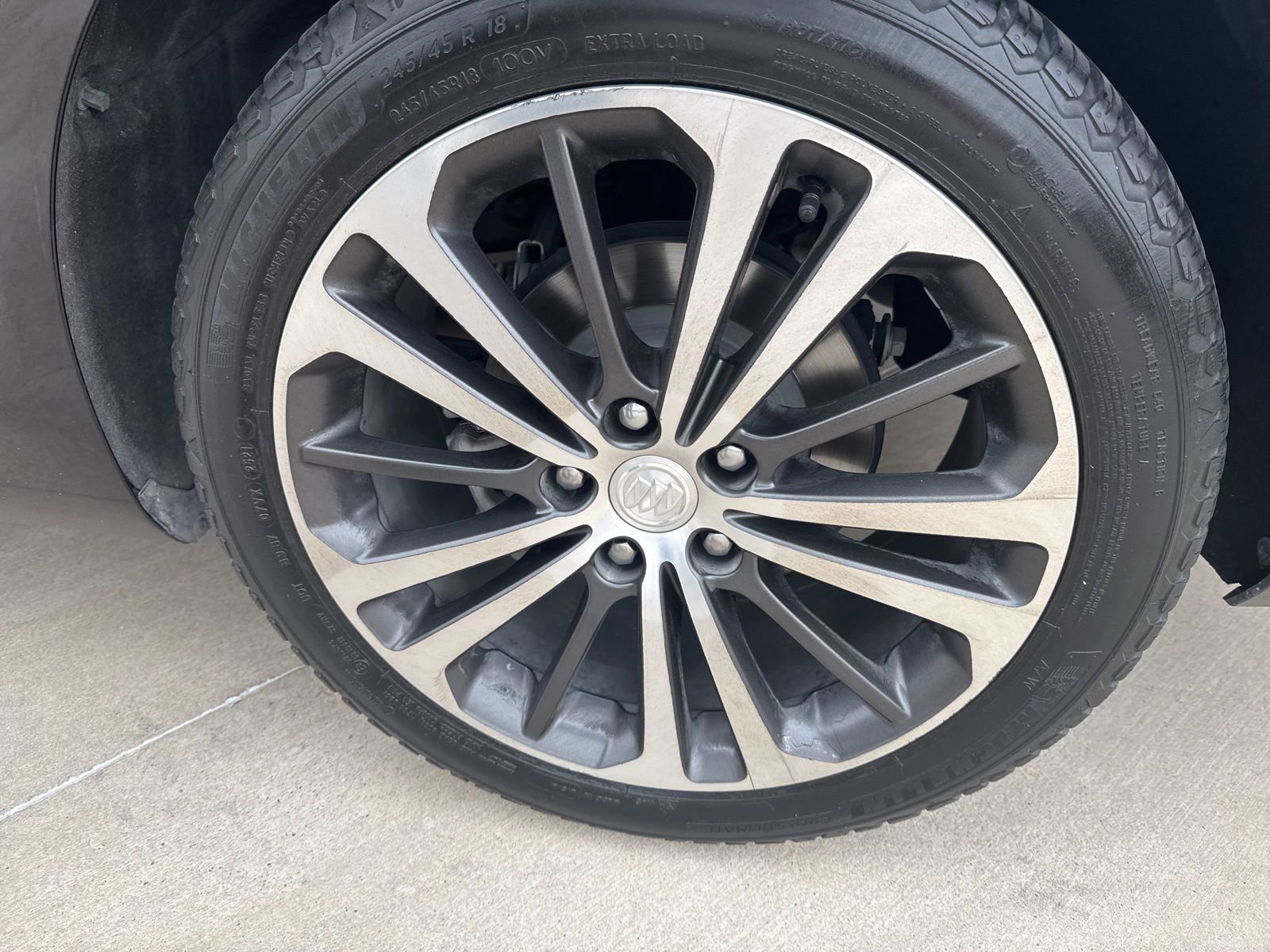 Used 2018 Buick Regal Essence w/ Driver Confidence Package #1 image 16