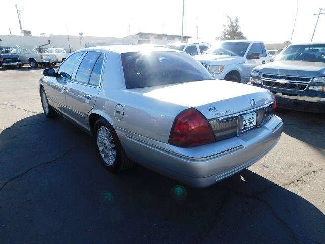 Used 2010 Mercury Grand Marquis LS image 5