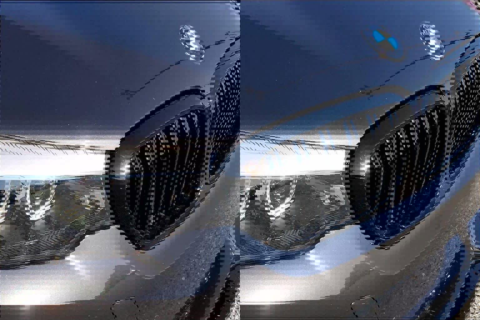 Used 2020 BMW 540i w/ Premium Package image 29