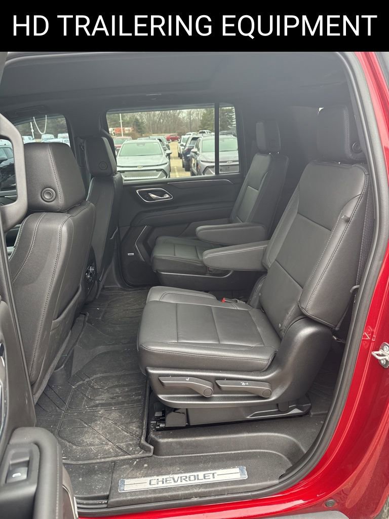Certified 2024 Chevrolet Suburban Z71 w/ Luxury Package image 14