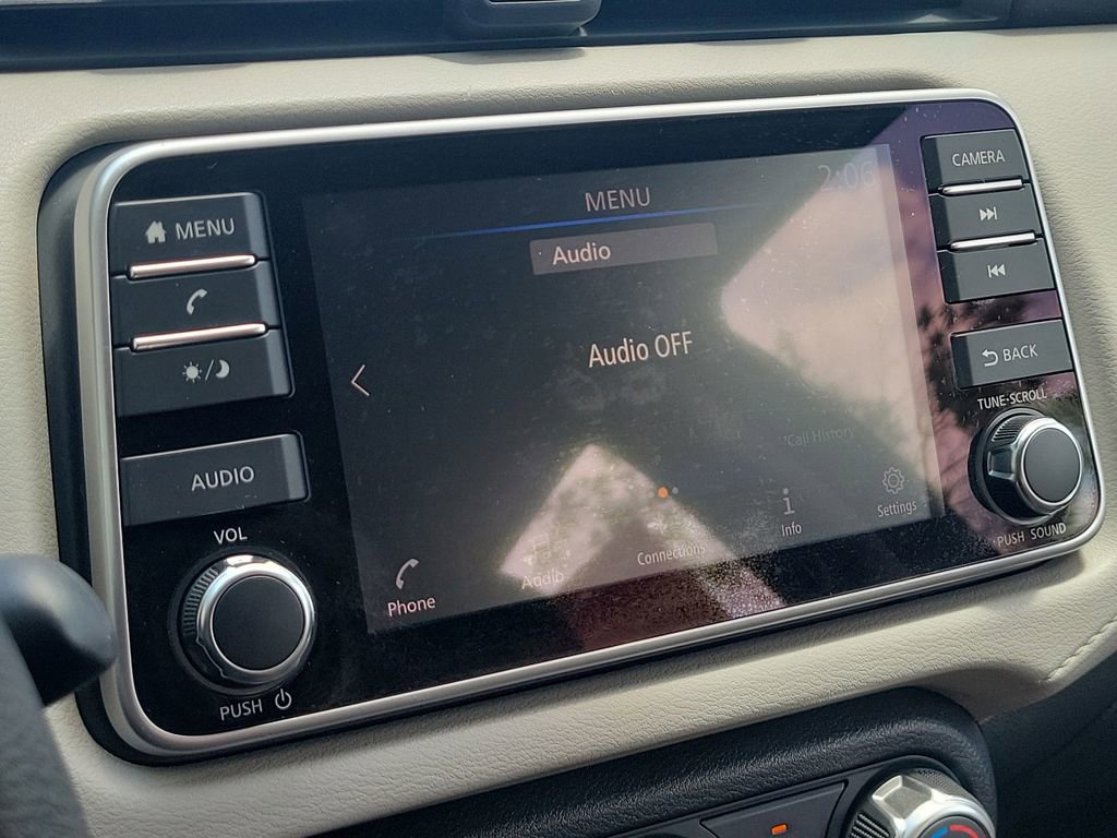 Certified 2022 Nissan Versa SV w/ Trunk Package FWD image 28