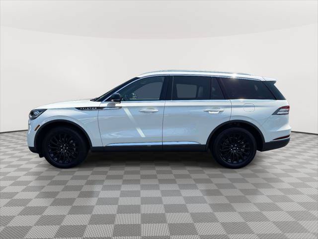 Used 2023 Lincoln Aviator Reserve w/ Elements Package Plus AWD/4WD image 4