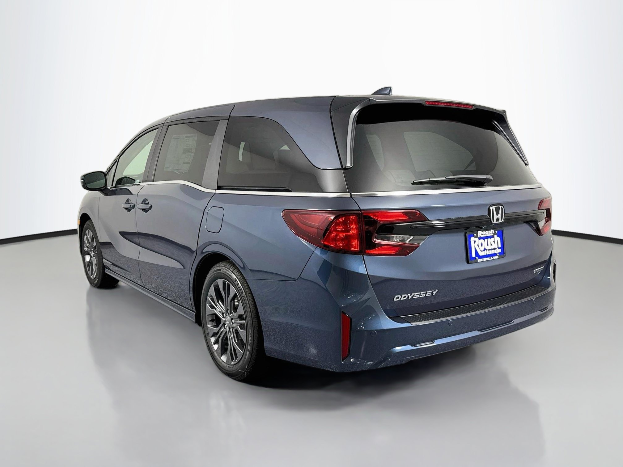 New 2027 Honda Odyssey Touring image 7